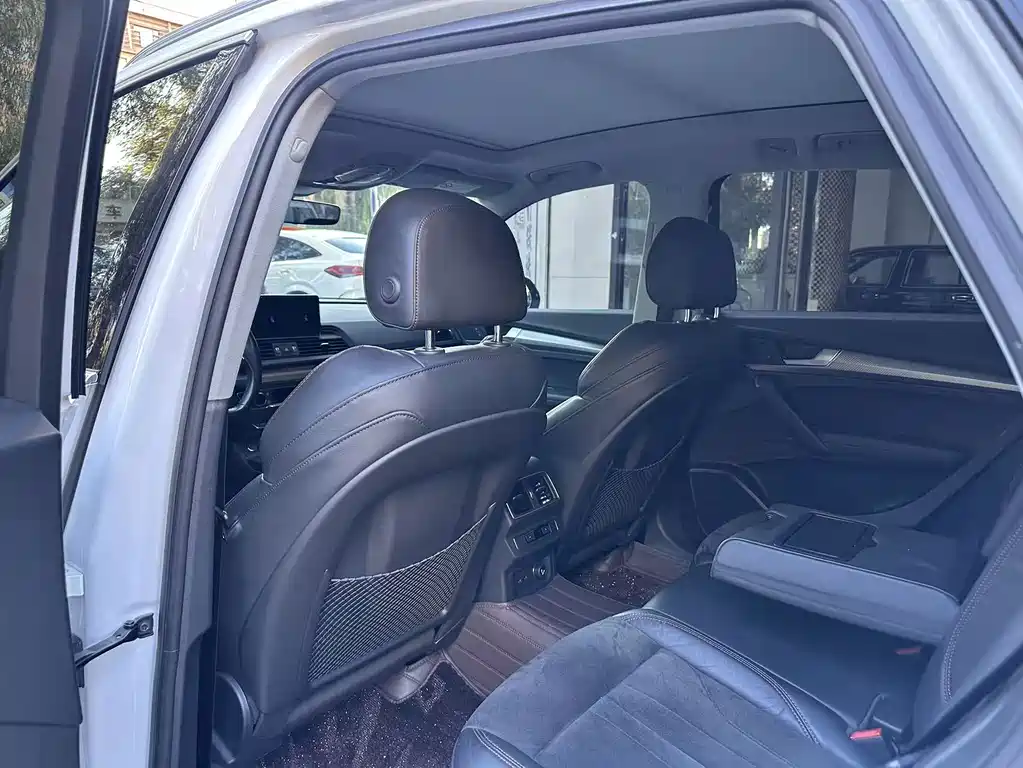 Audi Q5L — миниатюра 12
