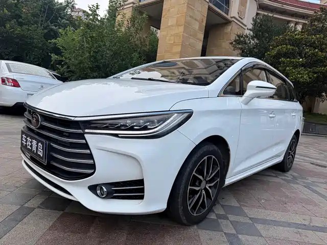 2019 BYD Song Max