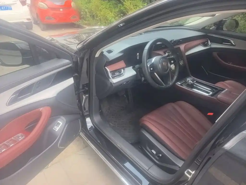 Hongqi Hongqi H5 — миниатюра 18