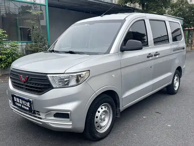 wuling wuling-hongguang-v