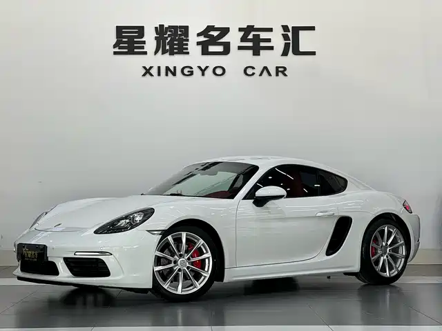 PORSCHE 718 2017