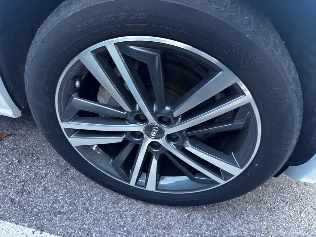 Audi Q5L — миниатюра 4