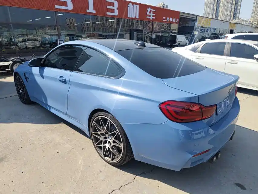 BMW M4 — миниатюра 3