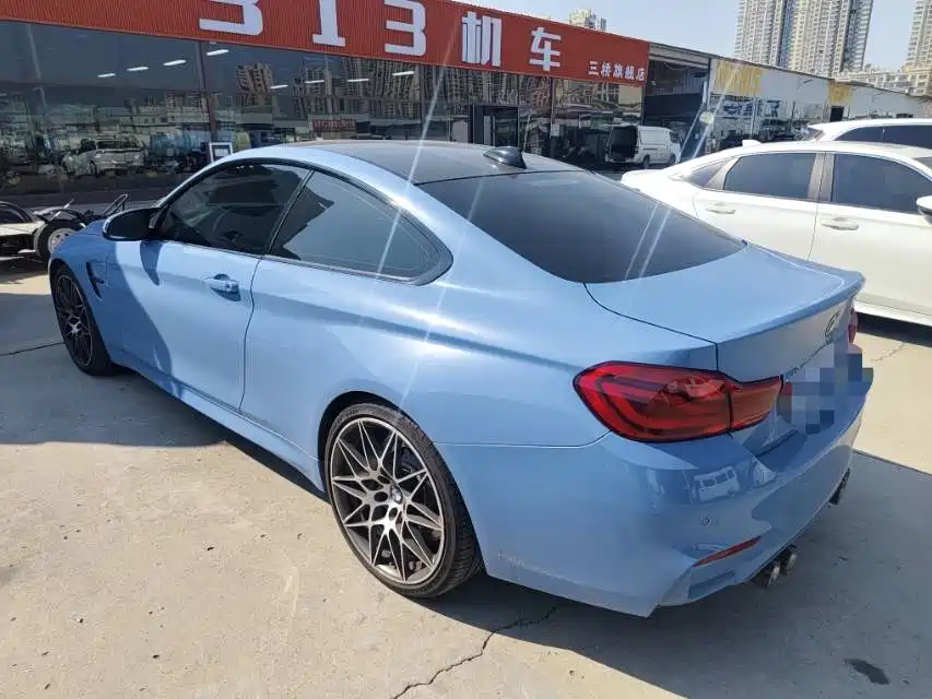 BMW M4 — миниатюра 6