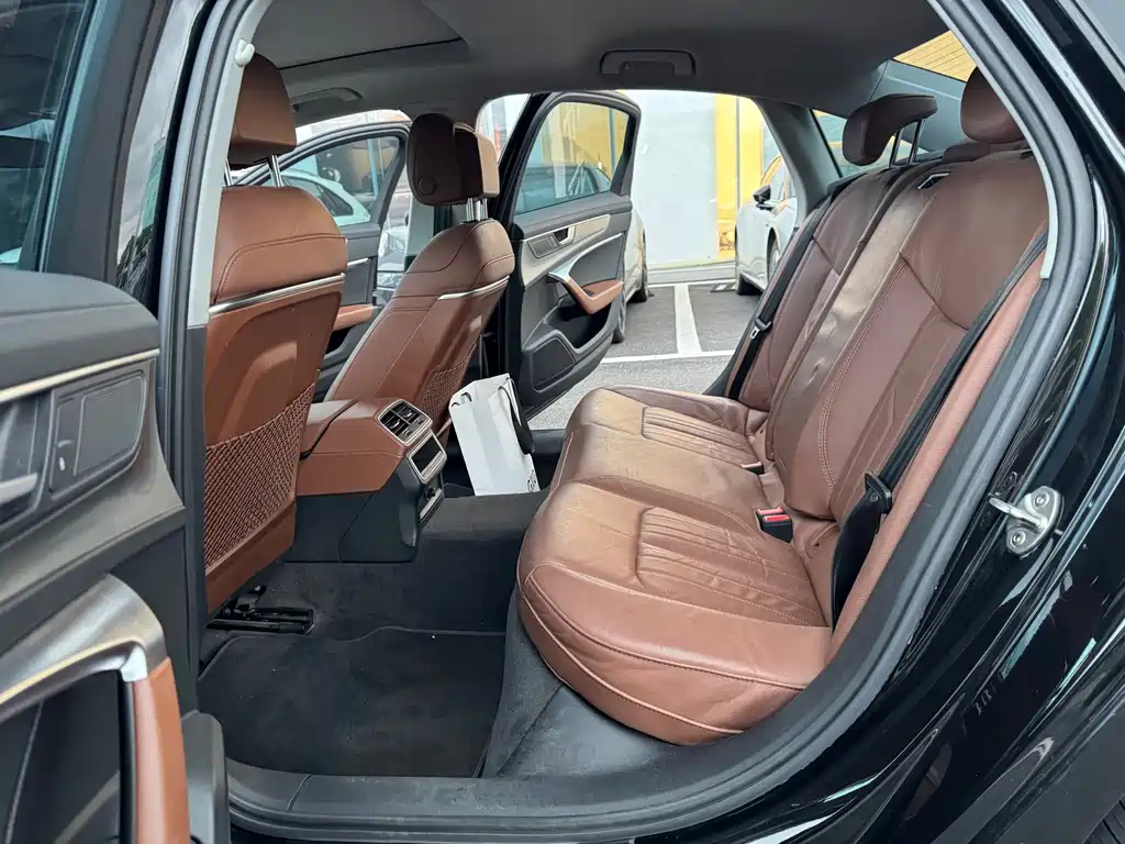 Audi A6L — миниатюра 11