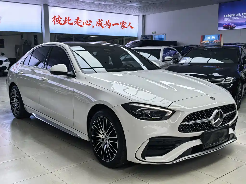 Mercedes-Benz C-Class — миниатюра 3