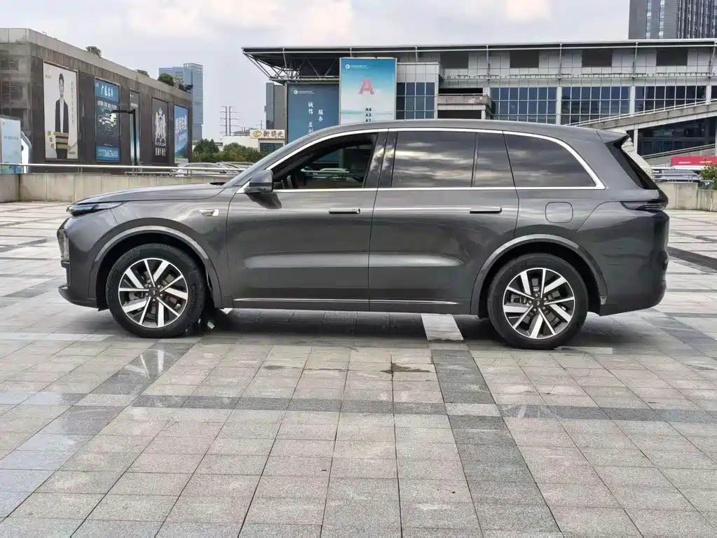 Li Auto Li L8 — миниатюра 4