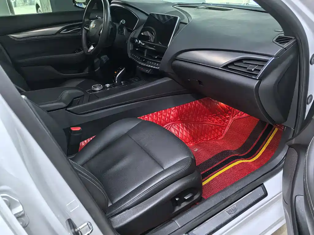 Cadillac CT5 — миниатюра 12