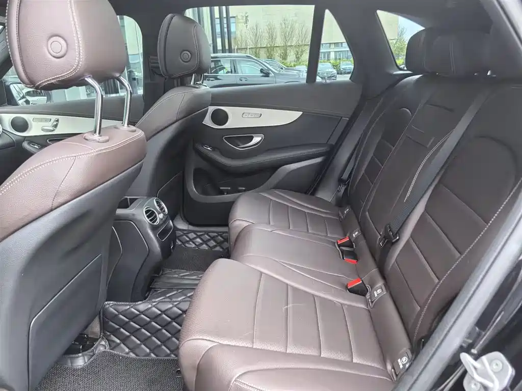 Mercedes-Benz GLC 2021 GLC 260 L 4MATIC