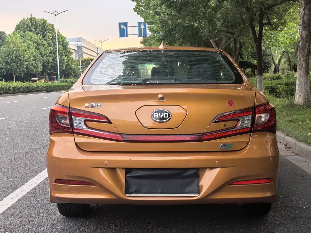 BYD Qin NEV — миниатюра 7