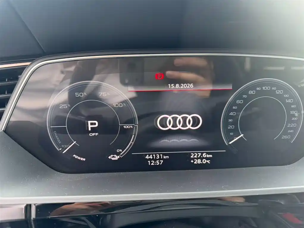 Audi e-tron — миниатюра 8