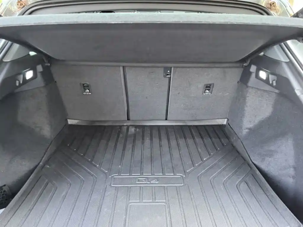 Audi Q4 e-tron — миниатюра 19