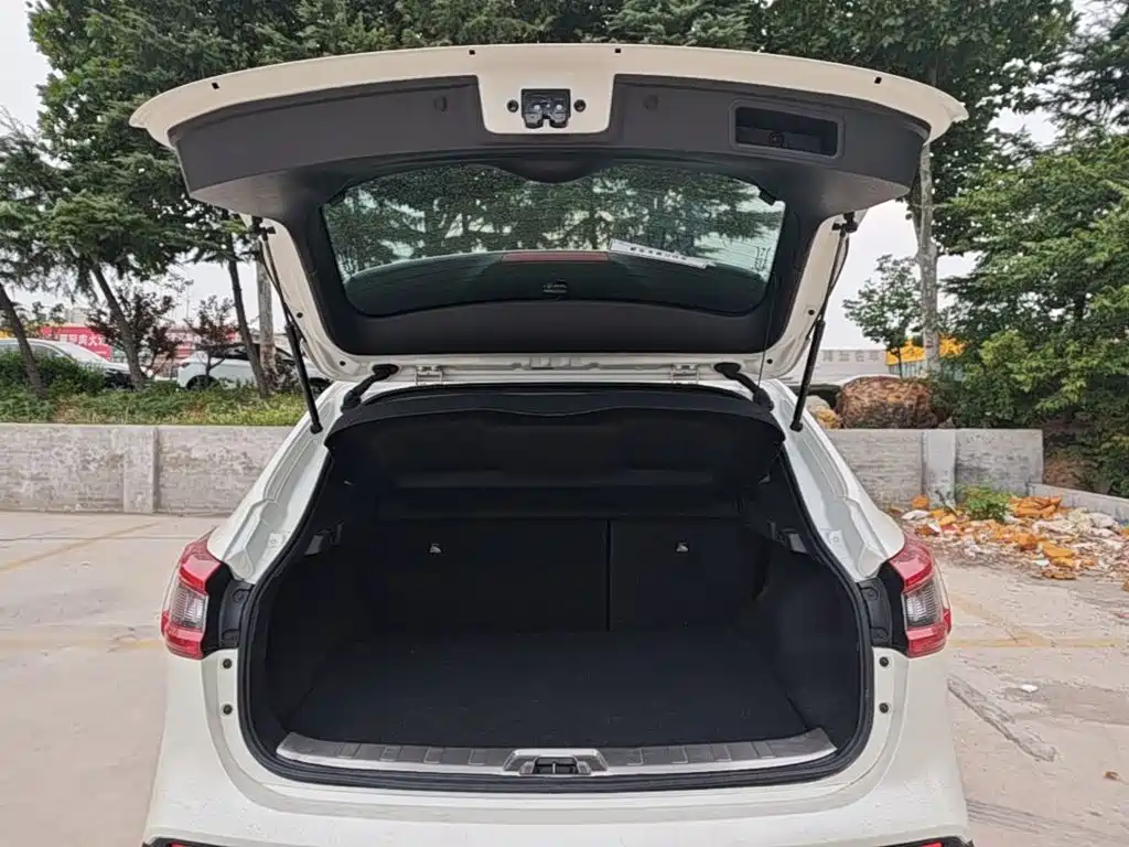 Nissan Qashqai — миниатюра 19