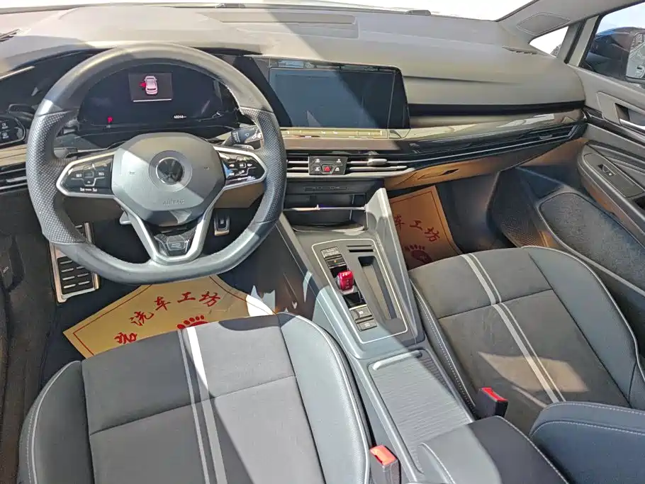 Volkswagen Golf — миниатюра 12