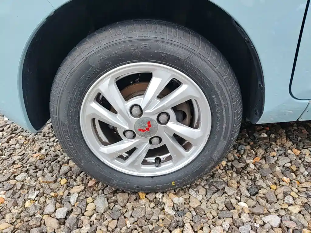 Wuling MINIEV — миниатюра 23