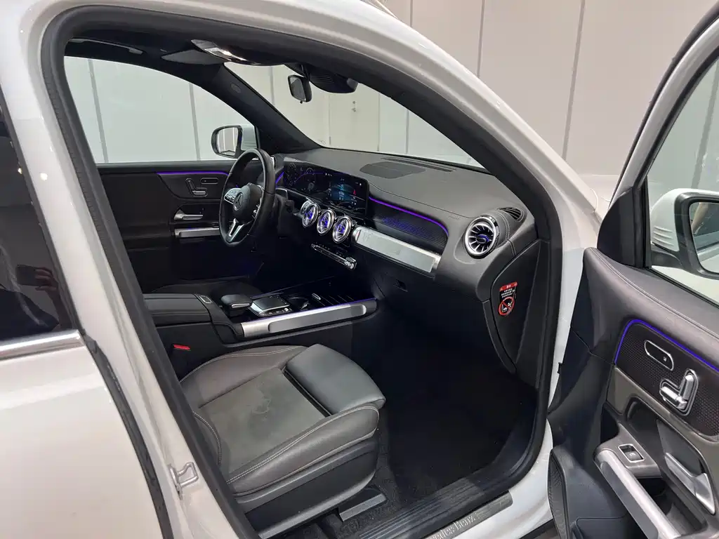Mercedes-Benz EQB — миниатюра 8