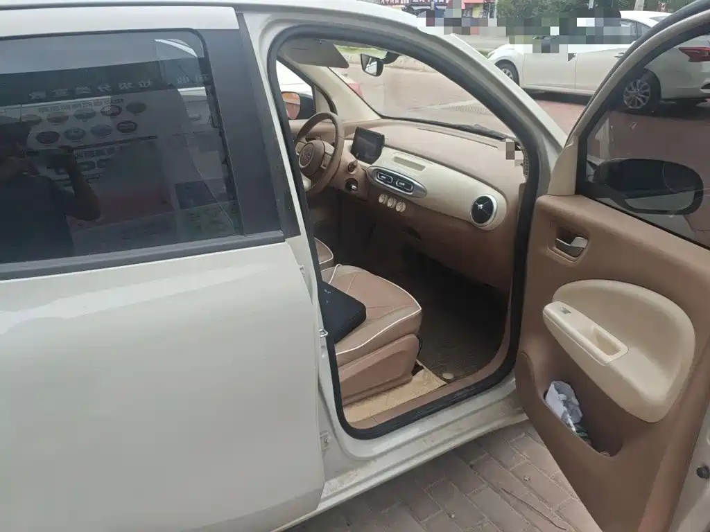 Wuling MINIEV — миниатюра 18