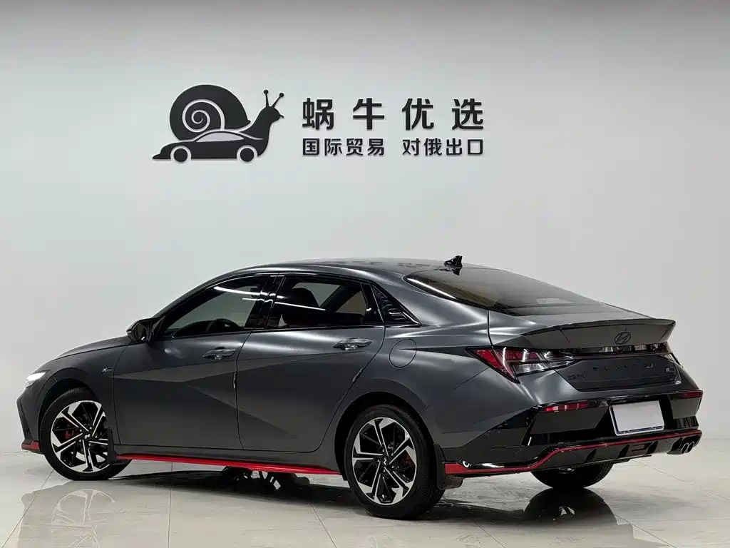 Hyundai Elantra — миниатюра 6