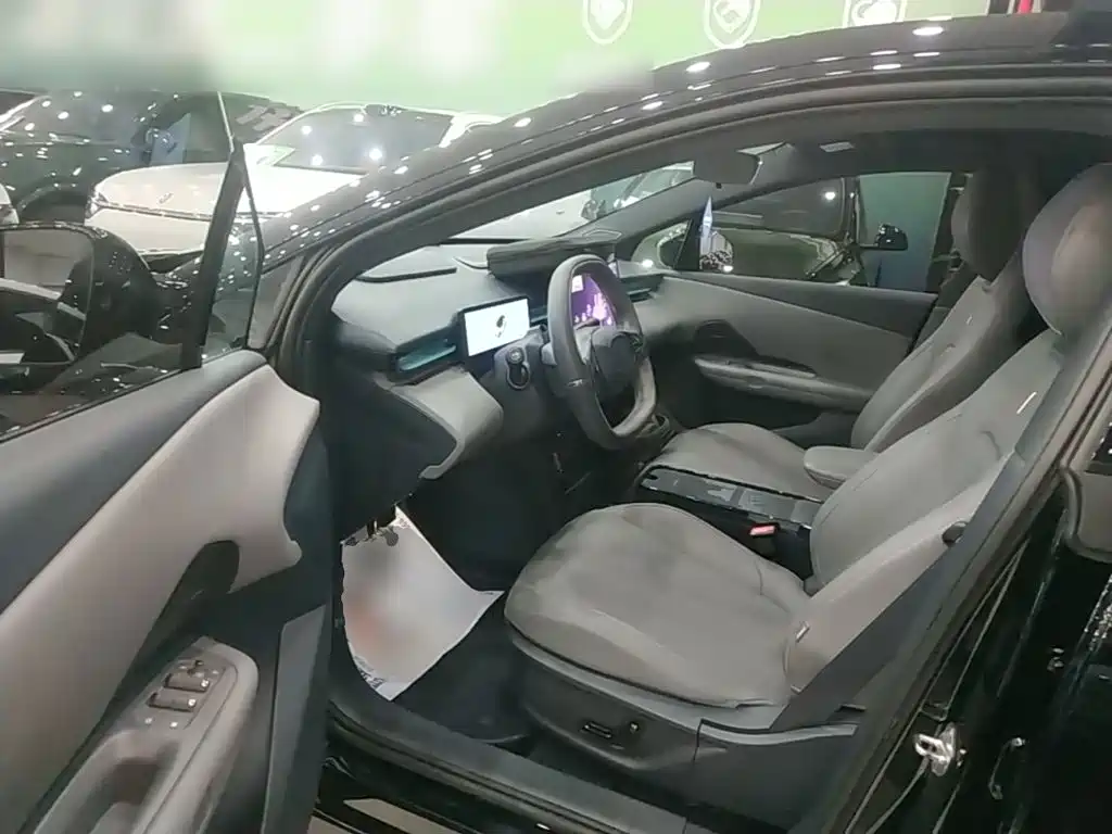 Lynk & Co Z20 — миниатюра 16