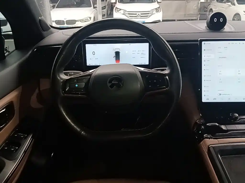 NIO ES8 — миниатюра 11