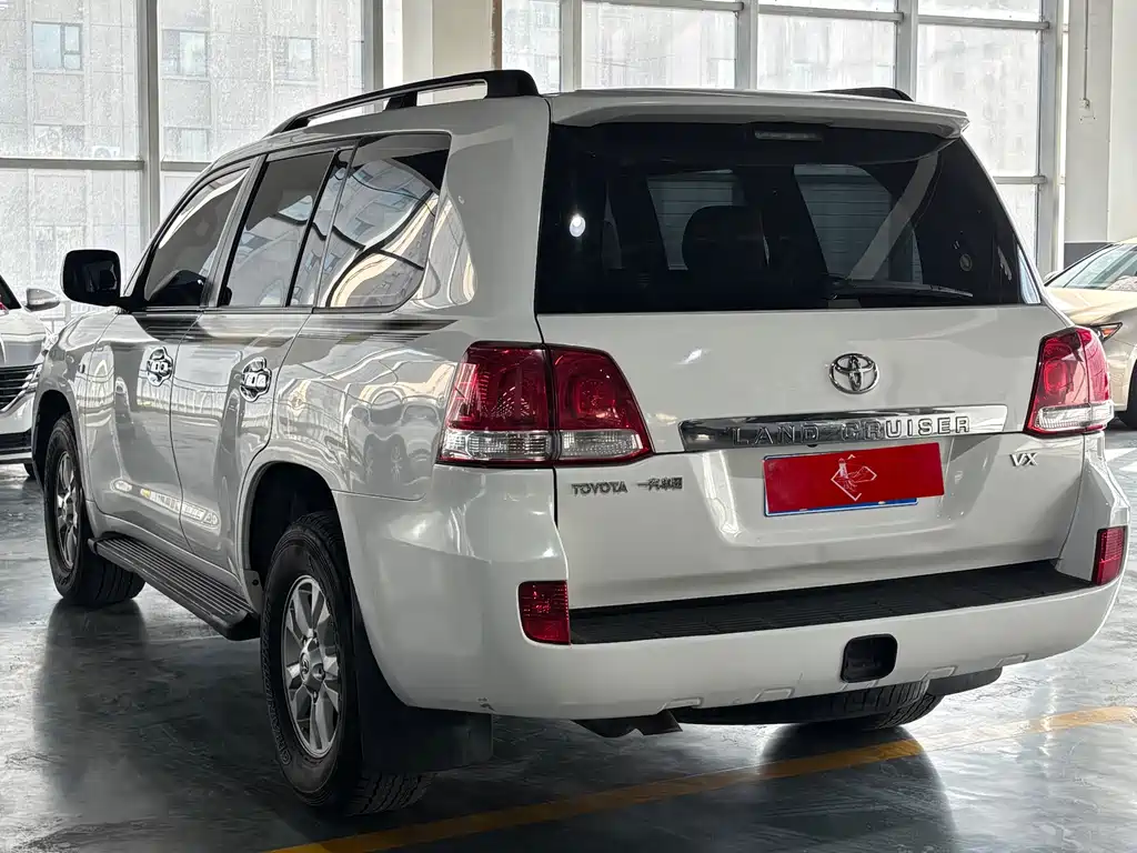 Toyota Land Cruiser — миниатюра 16