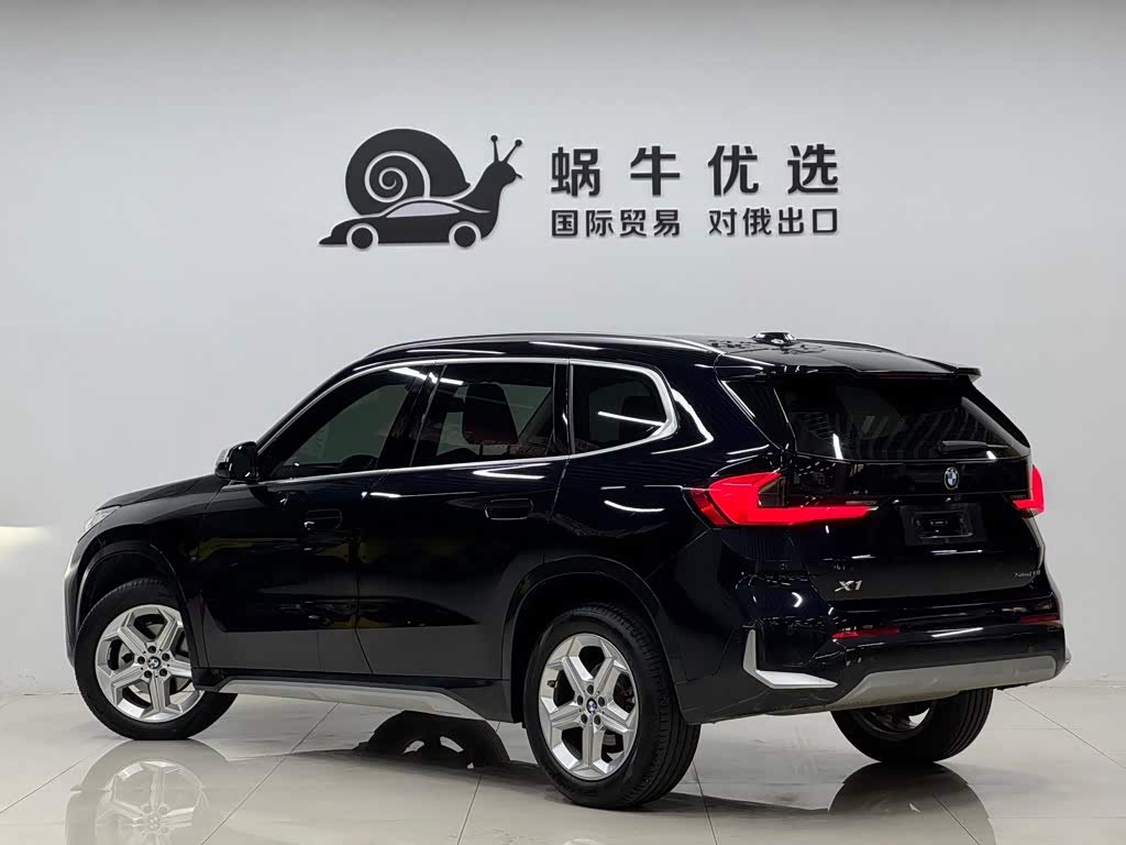 BMW X1 1.5 л 2023 г. Чёрный, пробег 20000 км