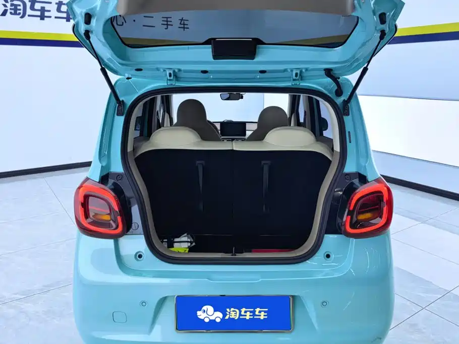 Wuling MINIEV — миниатюра 4