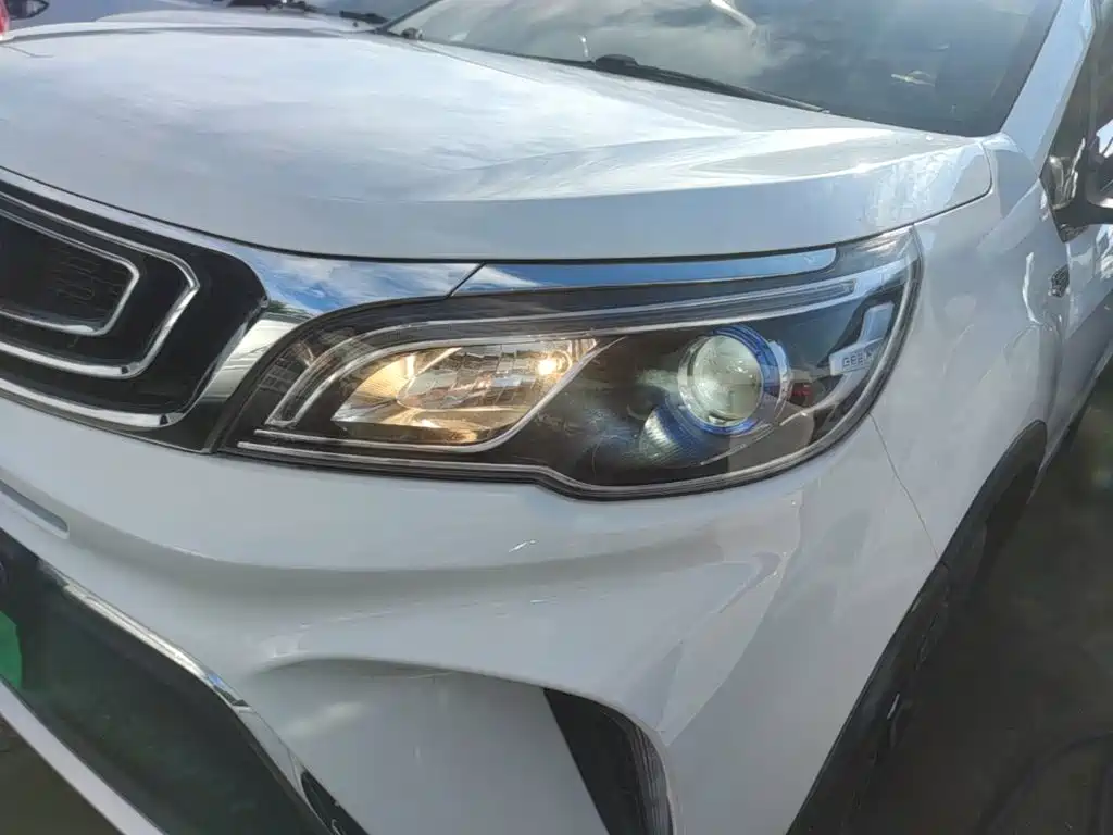 Geely Vision X3 — миниатюра 24