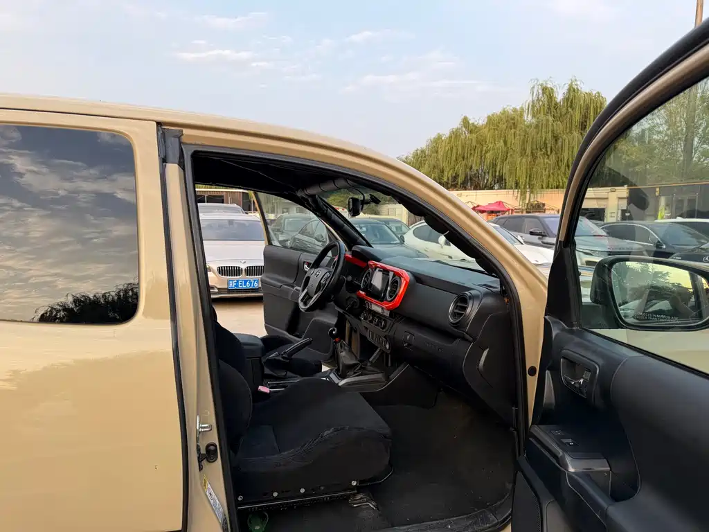 Toyota Tacoma — миниатюра 6
