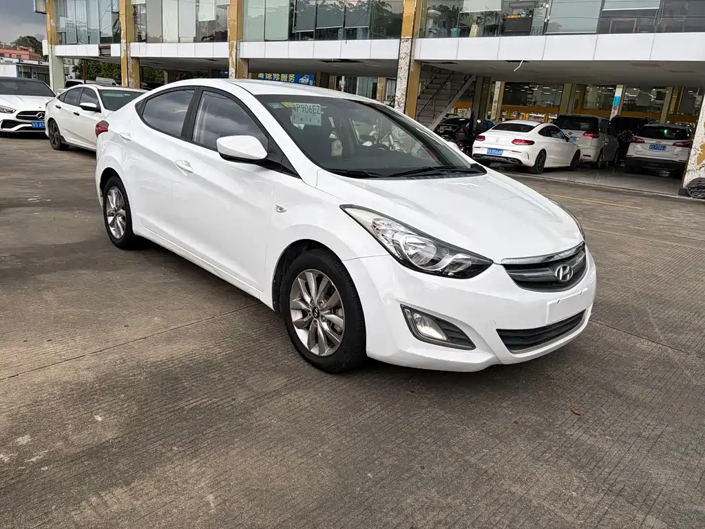 Hyundai Elantra Langdong — миниатюра 3