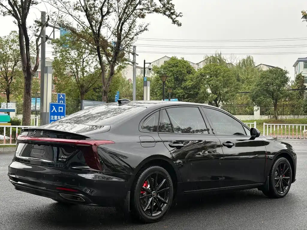 Hongqi Hongqi H5 — миниатюра 14