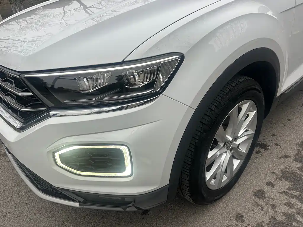 VOLKSWAGEN T ROC EXPLORING SONGS