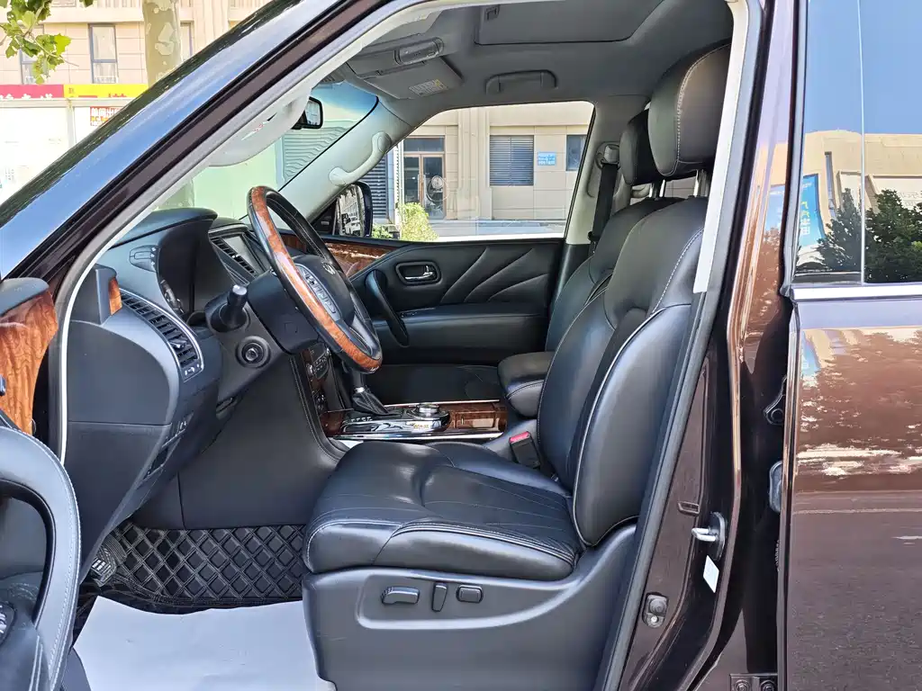Infiniti QX80 — миниатюра 7