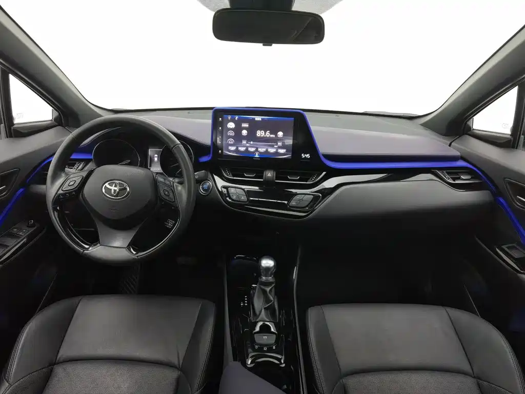 Toyota IZOA — миниатюра 5