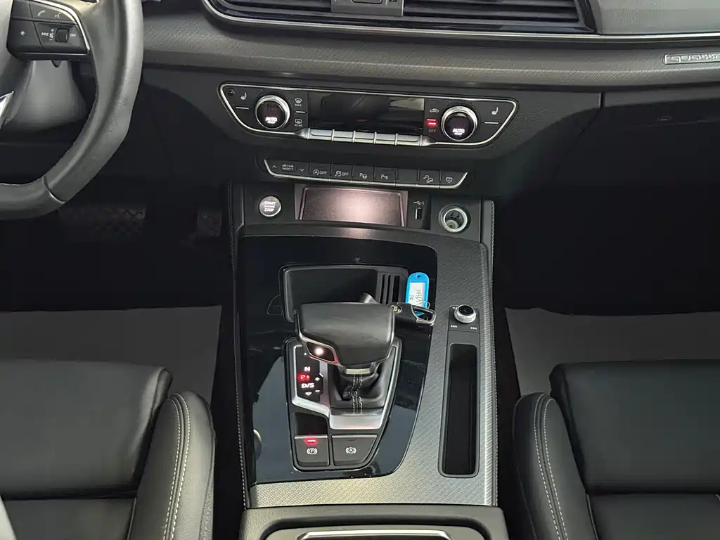 Audi Q5L — миниатюра 12
