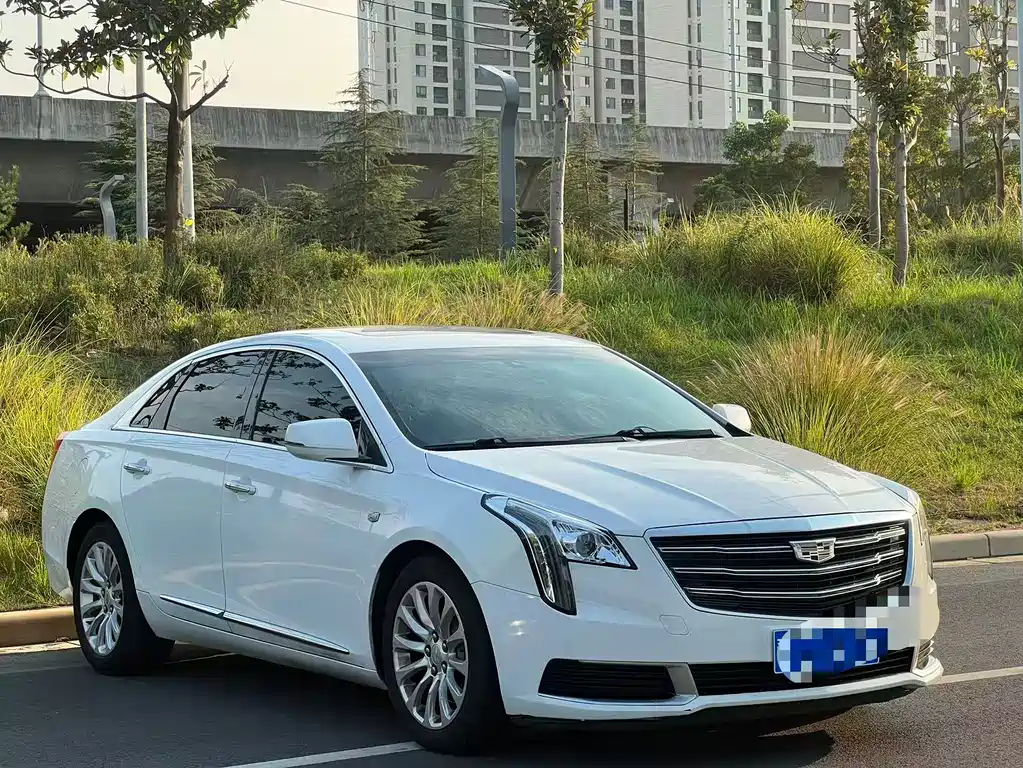 Cadillac XTS — миниатюра 3