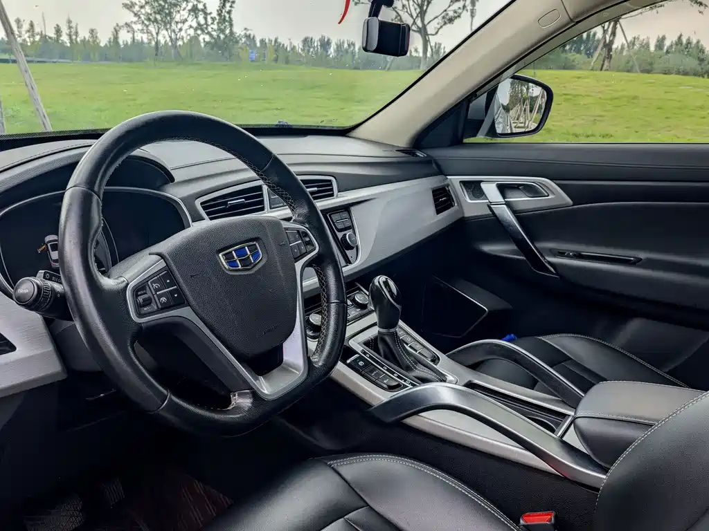 Geely Boyue — миниатюра 4