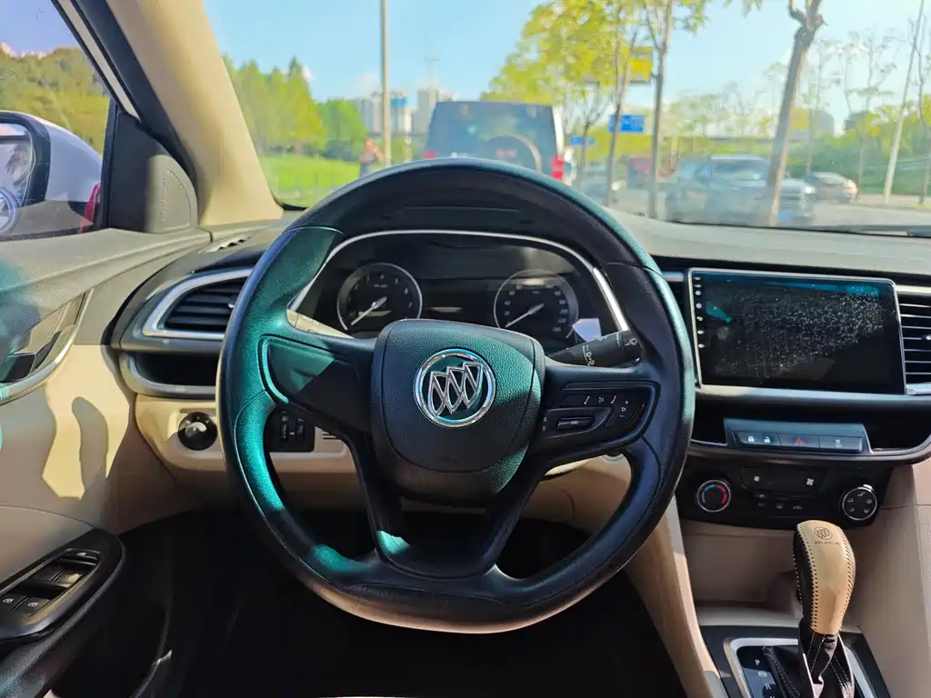 Buick Excelle — миниатюра 15