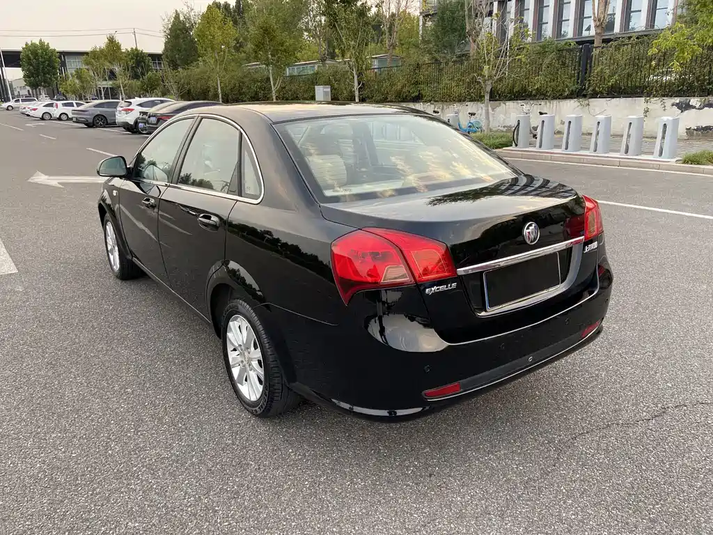 Buick Excelle — миниатюра 6