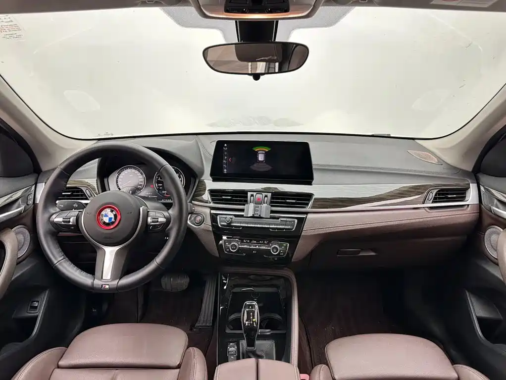 BMW X1 — миниатюра 10
