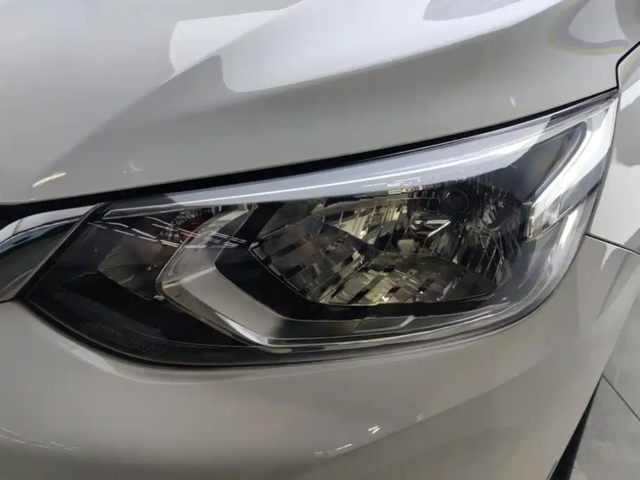 Chevrolet Cavalier — миниатюра 5