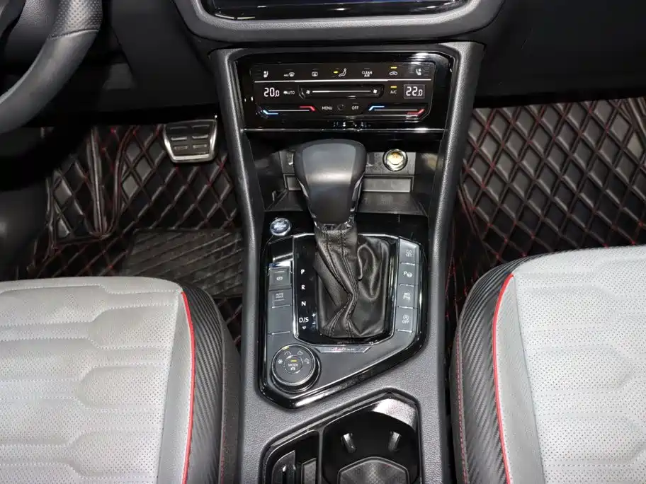 Volkswagen Tiguan X — миниатюра 15