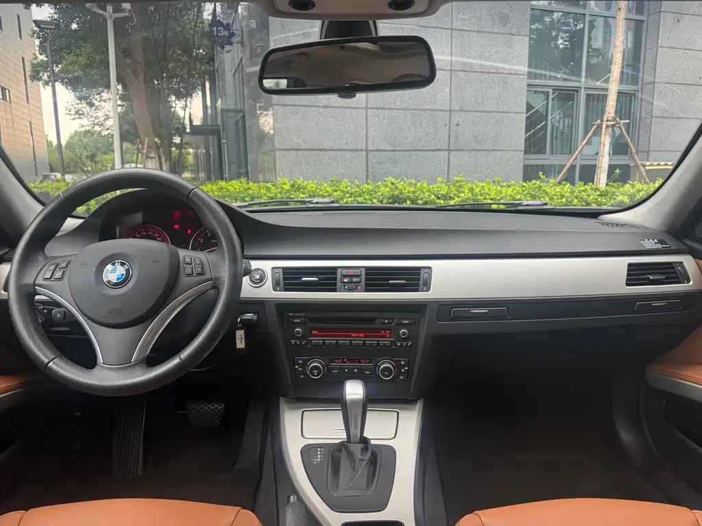 BMW 3 Series — миниатюра 18