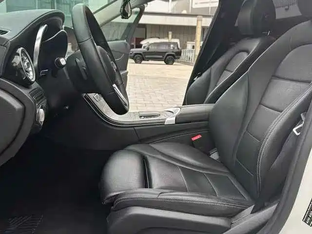 MERCEDES-BENZ  C CLASS