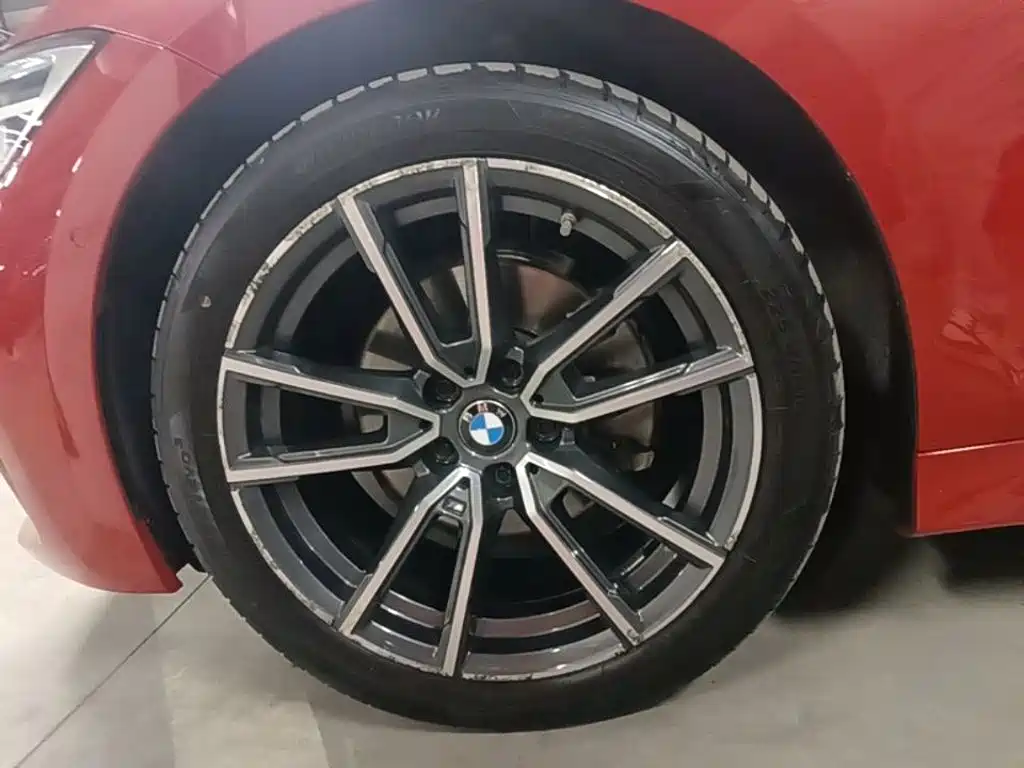 BMW 3 Series — миниатюра 23