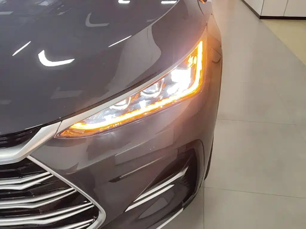 BYD Tang New Energy — миниатюра 24