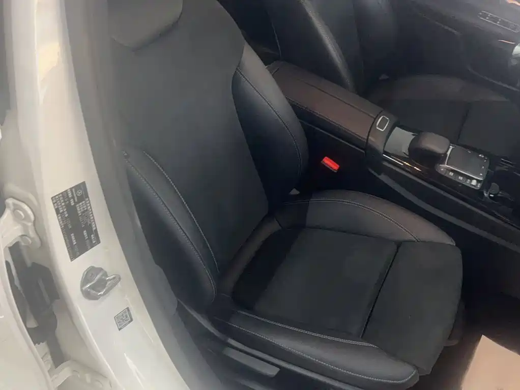 Mercedes-Benz A-Class — миниатюра 5