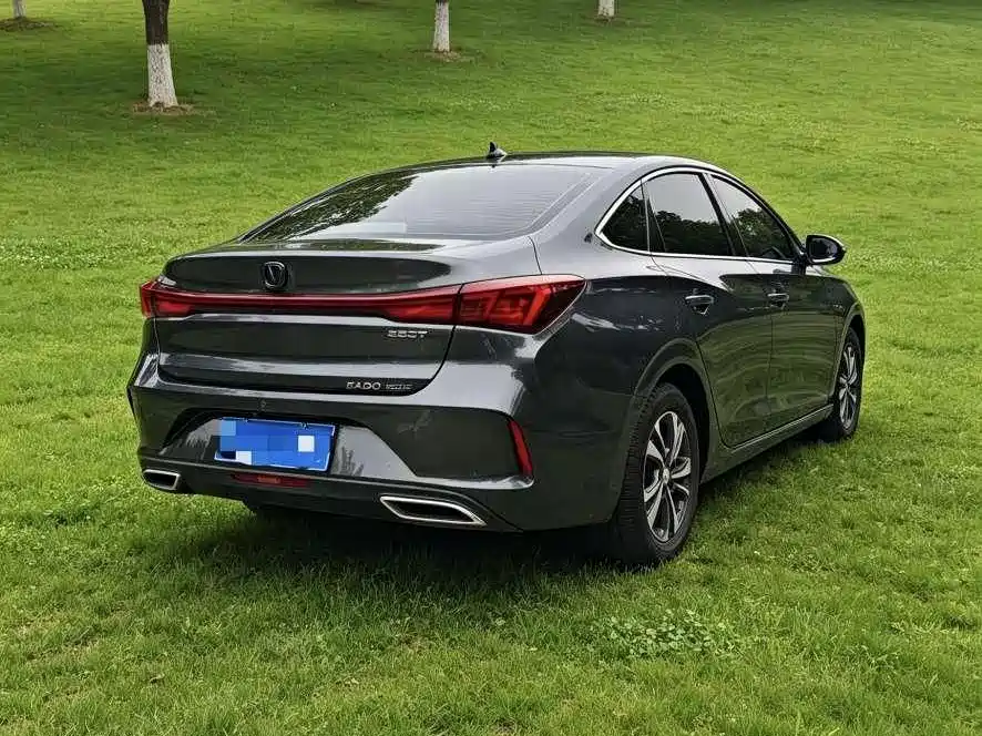 Changan Eado — миниатюра 3