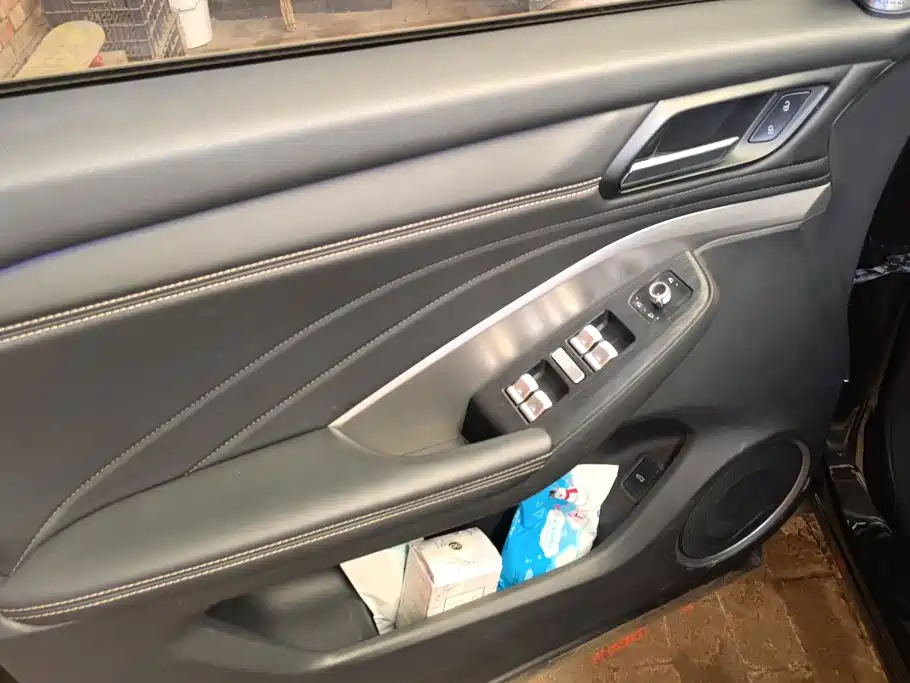Wey Wey VV6 — миниатюра 7