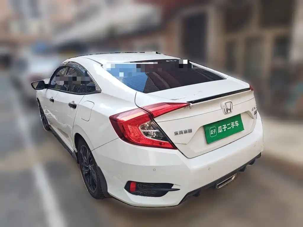 Honda Civic — миниатюра 25